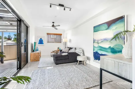 Property photo of 6 Creek Road Birkdale QLD 4159