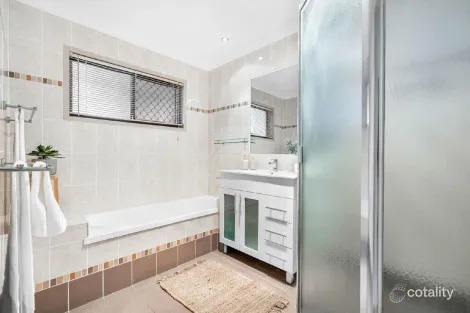 Property photo of 6 Creek Road Birkdale QLD 4159