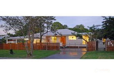 166 Clara St, Corinda, QLD 4075