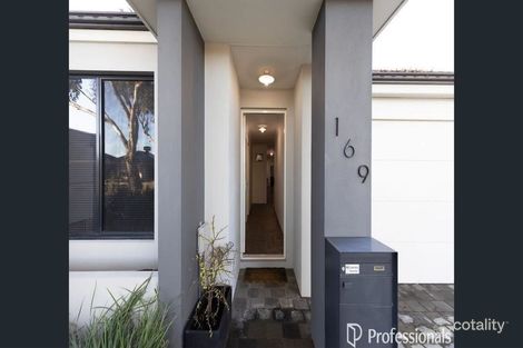 169 Strinesdale Bvd, Aveley, WA 6069