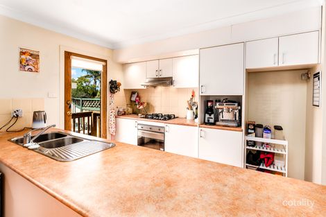 Property photo of 2/2 Hollyhill Close Bomaderry NSW 2541