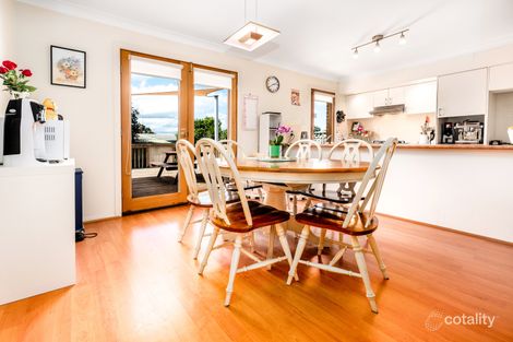 Property photo of 2/2 Hollyhill Close Bomaderry NSW 2541