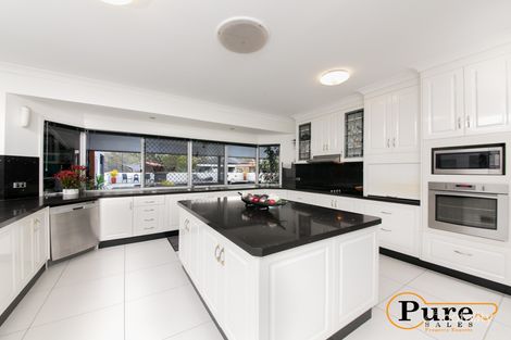 Property photo of 35-39 Highgrove Close Chambers Flat QLD 4133