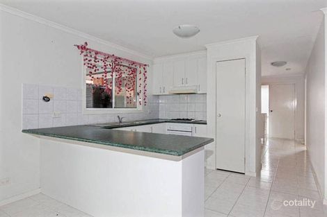 Property photo of 15 Lakeside Drive Roxburgh Park VIC 3064