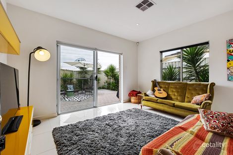 Property photo of 21C Albany Close Oaklands Park SA 5046