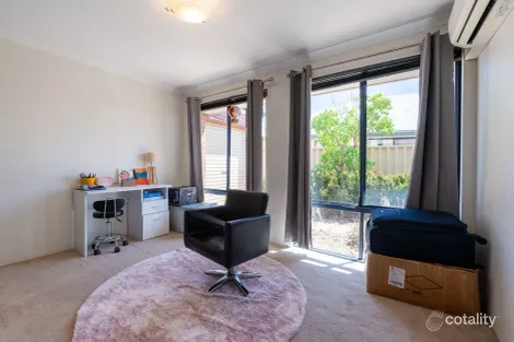 Property photo of 27 Wiroo Loop Dalyellup WA 6230
