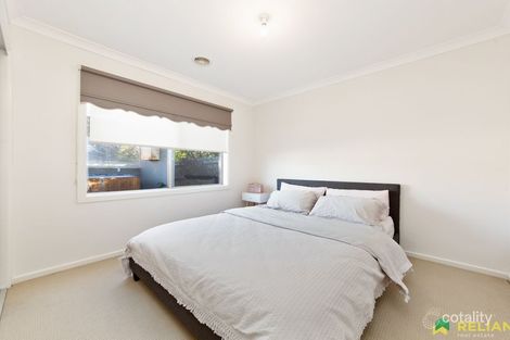 Property photo of 2 Harrowgate Court Brookfield VIC 3338