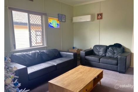 Property photo of 8A Dodd Street Newtown QLD 4350