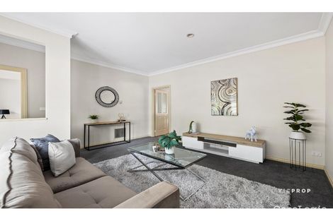 Property photo of 2/151 Prospect Hill Road Canterbury VIC 3126