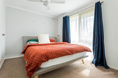 Property photo of 1 Coleraine Drive Romsey VIC 3434