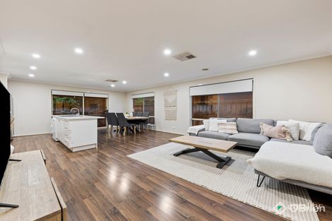 Property photo of 25 Mickleham Drive Cranbourne North VIC 3977