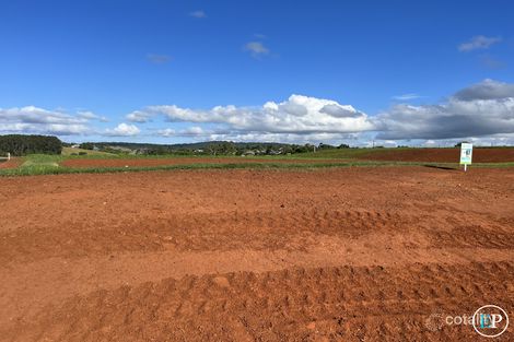 44 Tinaburra Dr, Yungaburra, QLD 4884