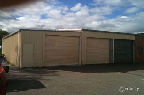 11/8 Tinga Pl, Kelmscott, WA 6111