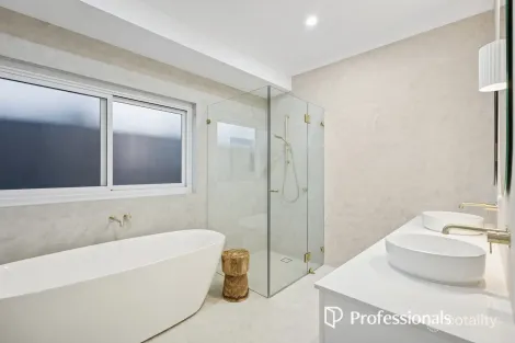 Property photo of 7 Conti Gardens Walliston WA 6076
