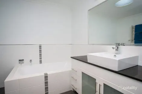 Property photo of 2/115 Mackie Street Victoria Park WA 6100