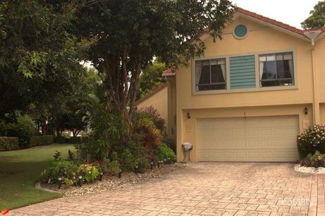 123/125 Santa Cruz Bvd, Clear Island Waters, QLD 4226