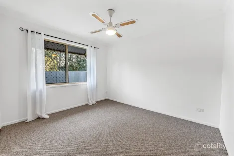 Property photo of 4 Oneil Court Wakerley QLD 4154