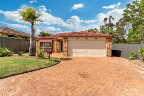 Property photo of 4 Oneil Court Wakerley QLD 4154