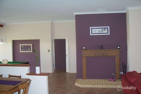 Property photo of 31 Birkett Circle Ellenbrook WA 6069