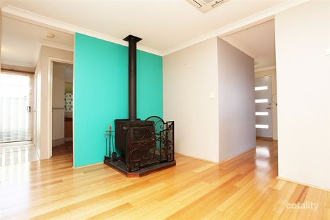 Property photo of 16 Pyrenees Court Caversham WA 6055