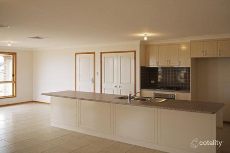 Property photo of 148 Brooklyn Drive Bourkelands NSW 2650