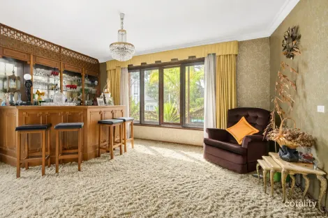Property photo of 32 Charleroi Road Belrose NSW 2085