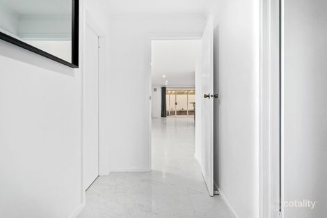 Property photo of 5 Currawong Way Mount Barker SA 5251