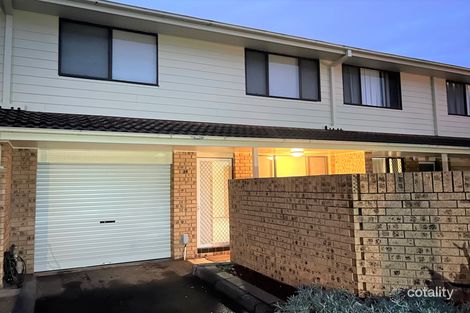 24/221 Old Kent Rd, Greenacre, NSW 2190