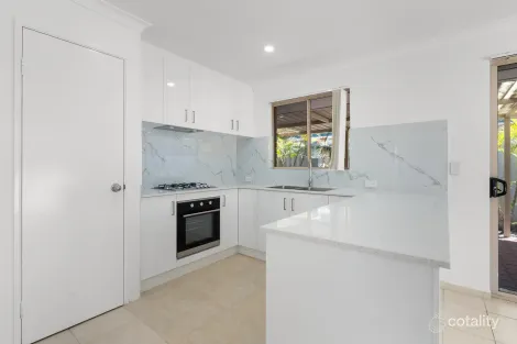 Property photo of 18 Blue Grove Alexander Heights WA 6064