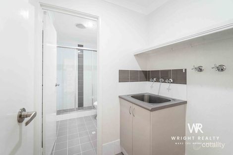 3/166 Kingsway, Darch, WA 6065