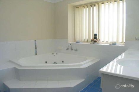 Property photo of 30 Hindmarsh Avenue Camden Park NSW 2570