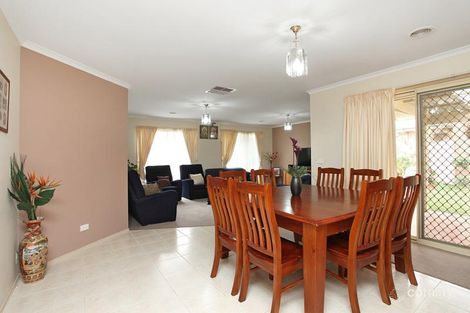 Property photo of 2 Ella Court Hoppers Crossing VIC 3029