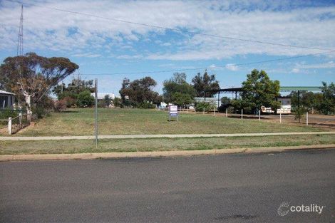 25 Narromine St, Nevertire, NSW 2826