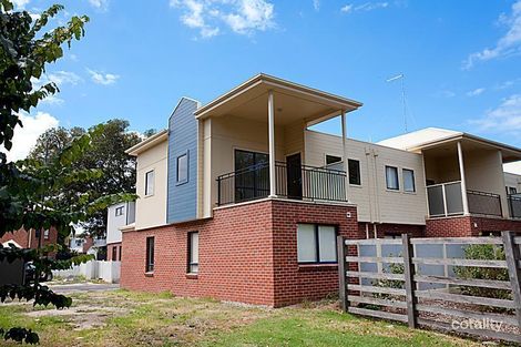 32 Cornish Lane, Kensington, VIC 3031