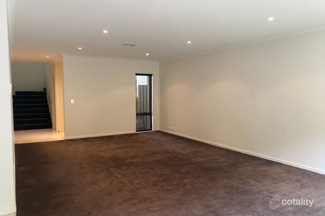 Property photo of 10 Greenwich Crescent Bundoora VIC 3083