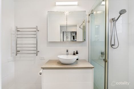 Property photo of 1/60 Messines Crescent Miami QLD 4220
