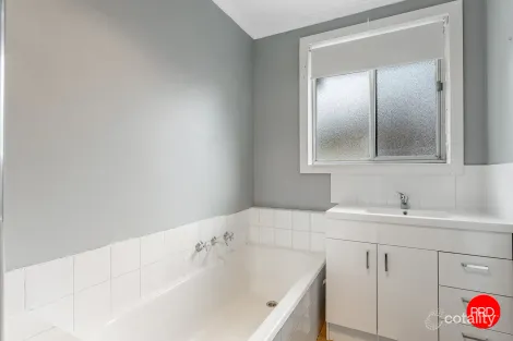 Property photo of 10 Shaft Street Long Gully VIC 3550