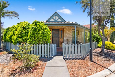 Property photo of 5 Grassmere Place Mawson Lakes SA 5095