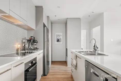 Property photo of 25/7 Irving Street Phillip ACT 2606