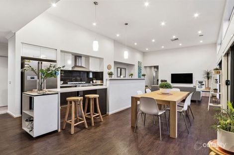 Property photo of 17 Jupiter Crescent Cranbourne West VIC 3977