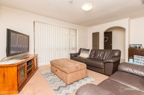 Property photo of 40 Gregory Crescent Lake Albert NSW 2650