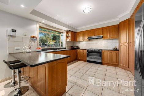Property photo of 52 Jubilee Crescent Mill Park VIC 3082