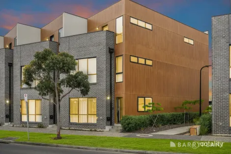 186 Henry Rd, Pakenham, VIC 3810