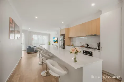 Property photo of 186 Henry Road Pakenham VIC 3810