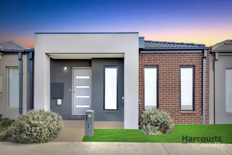 23 Fox Walk, Truganina, VIC 3029