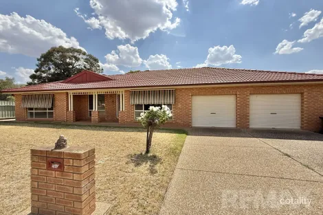 15 Boree Ave, Forest Hill, NSW 2651