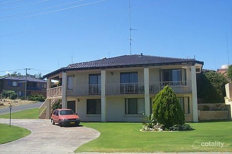 62 Pearce Rd, Australind, WA 6233