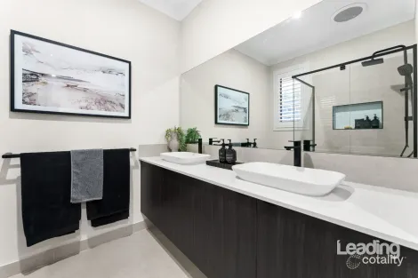 Property photo of 10 Barolo Loop Sunbury VIC 3429