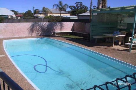 Property photo of 2 Tenth Street Weston NSW 2326