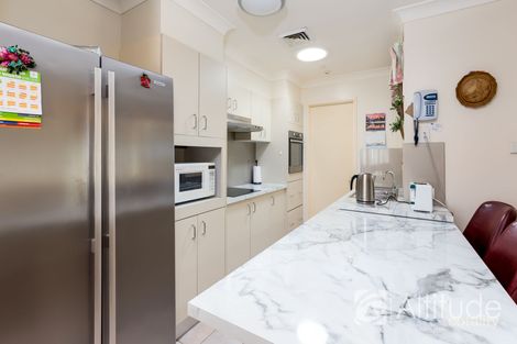 Property photo of 18 Roscrea Crescent Mount Hutton NSW 2290